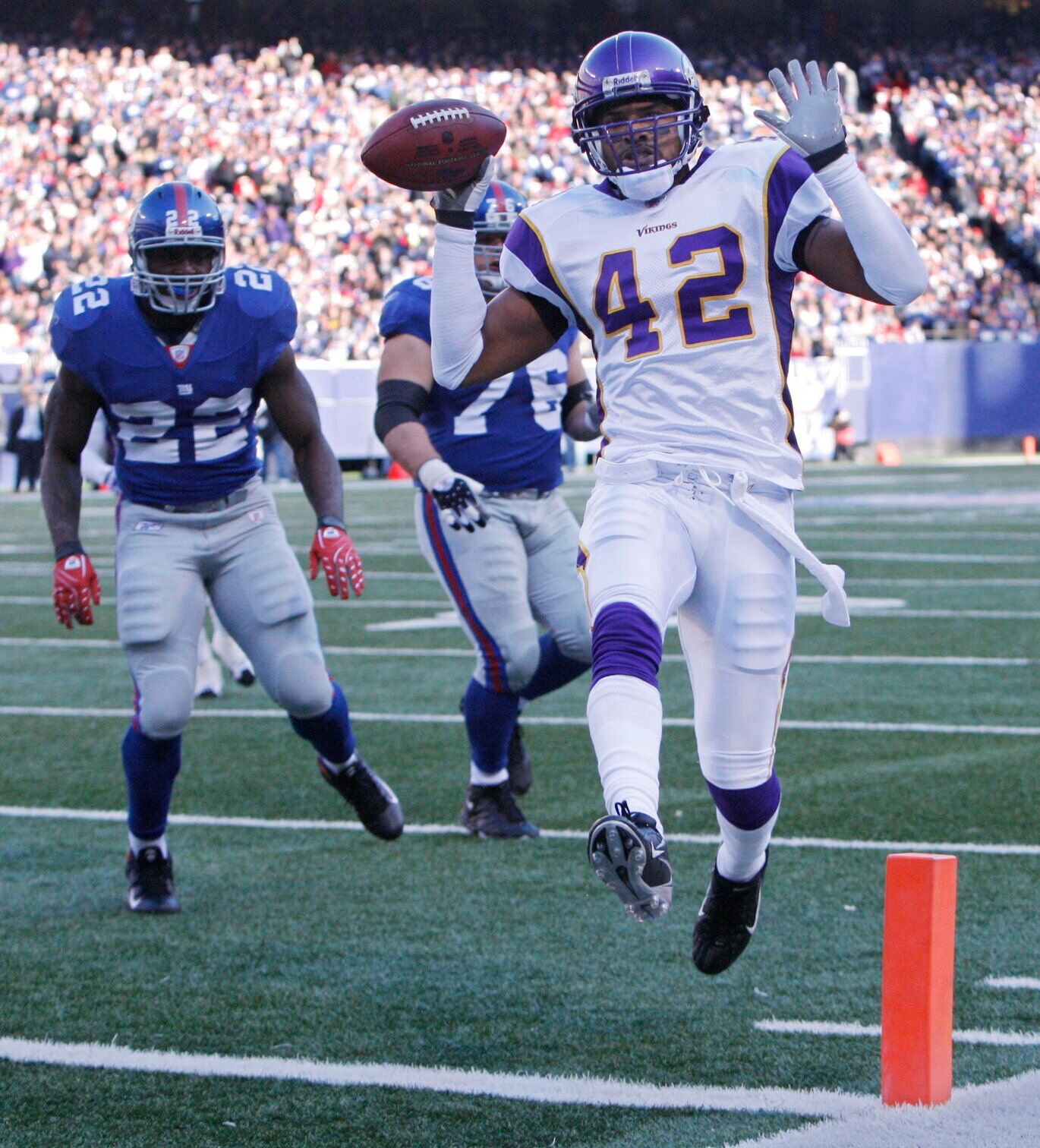 2007: Minnesota Vikings intercept Eli Manning three times for TDs
